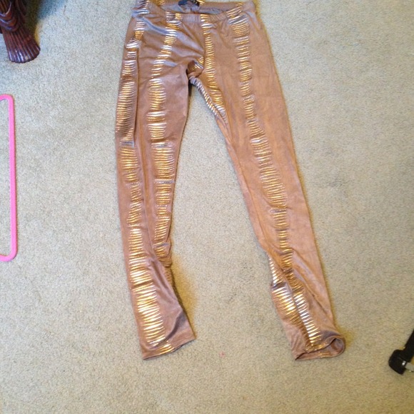 Dark gold legging with acrylic gold paint stripes