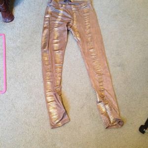 Dark gold legging with acrylic gold paint stripes
