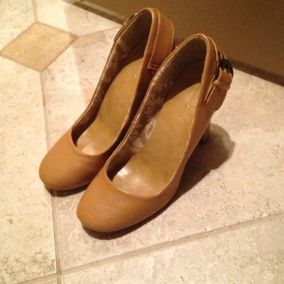 Tannish brown heels with back buckle detail