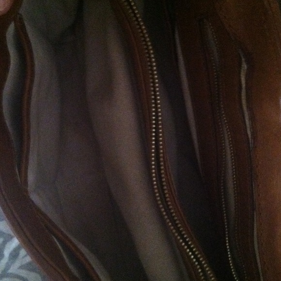 Used MK bag .. Authentic - Picture 3 of 4