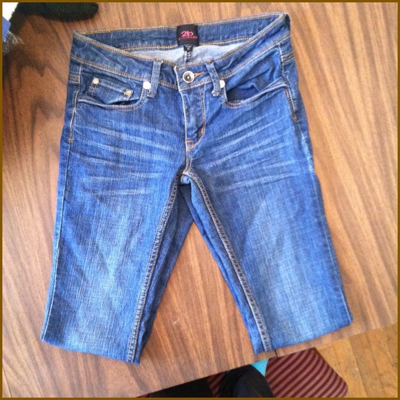 ✨2b Bebe Denim Jeans✨ - Picture 3 of 4