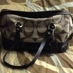 Coach Signature Stp Pat Zip Stch