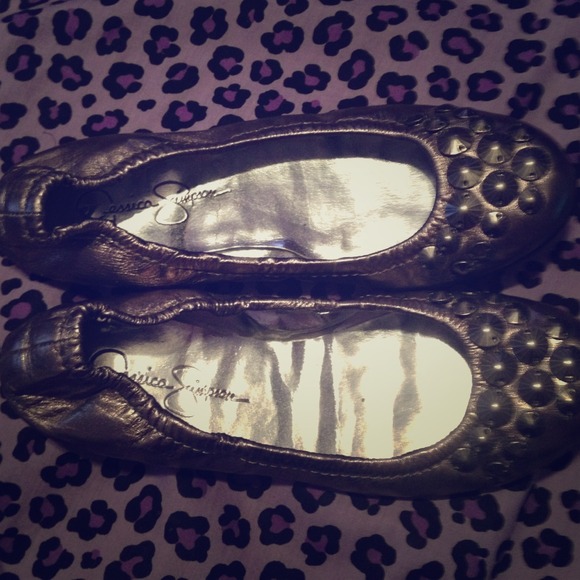 Jessica Simpson flats