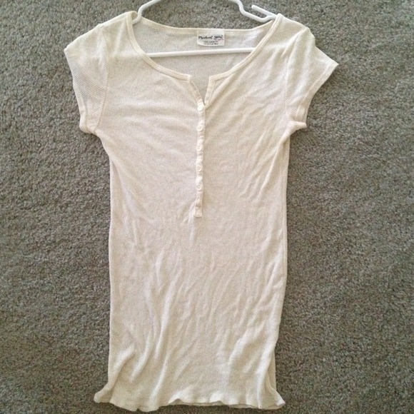 Michael stars cream s/s shirt like new!