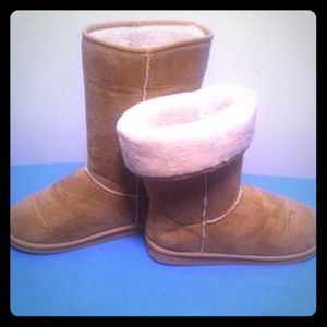 ❤Reserved❤ Tan boots