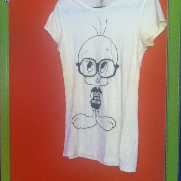 Chick with brains shirt - Picture 1 of 2