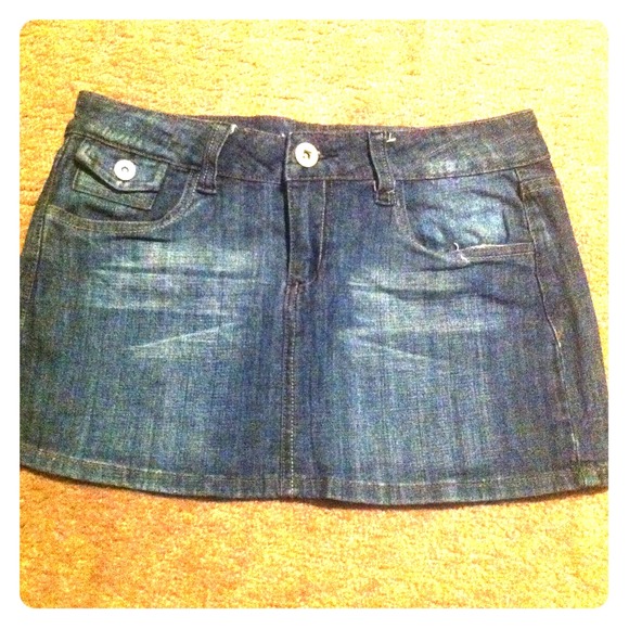 Dollhouse denim jean skirt Size 7