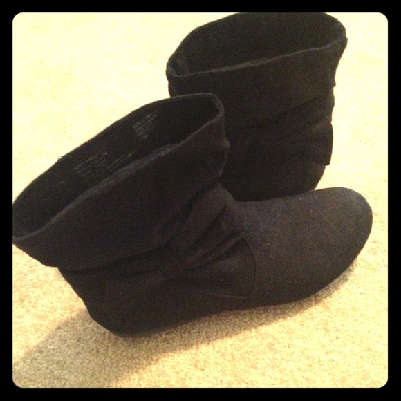 Black suede ankle boots - Picture 1 of 1