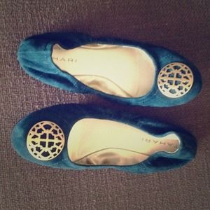 Tahari ballet flats