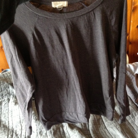 Forever 21 sweater - Picture 3 of 3