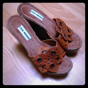 Steve Madden Wedge sandal