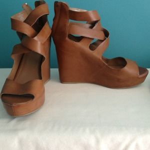 Cognac Mossimo wedge heels!!