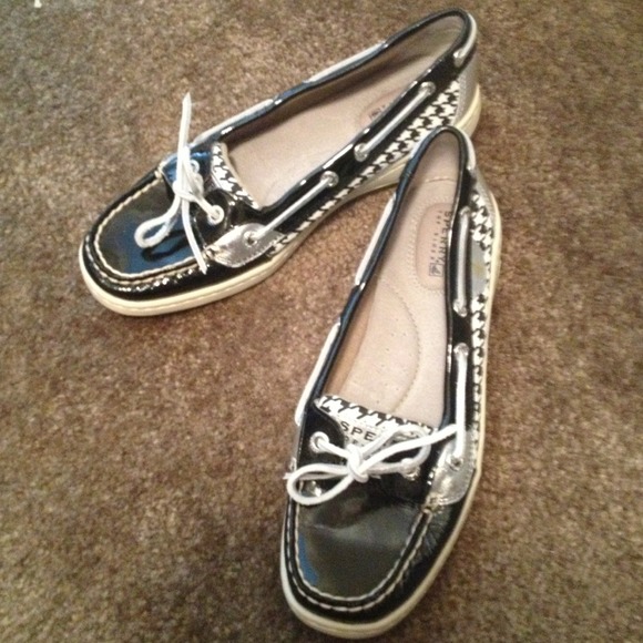 Sperry Shoes size 7M $40