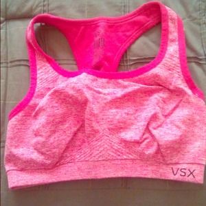 Bundle of 2 sports bras!