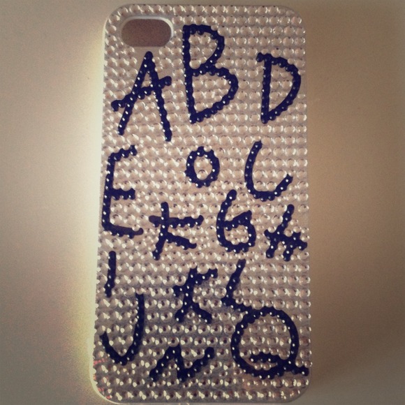 White Alphabet Iphone 4/4S