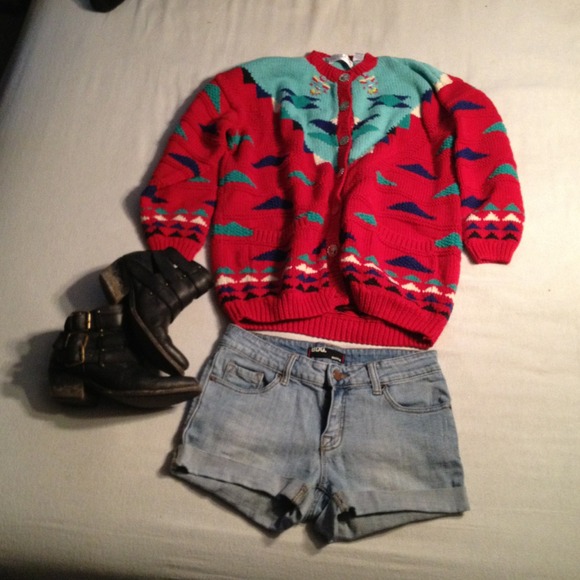 Sold! Awesome Vintage sweater w/ Native  flare.