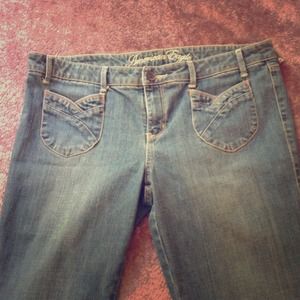 Boot cut jeans short