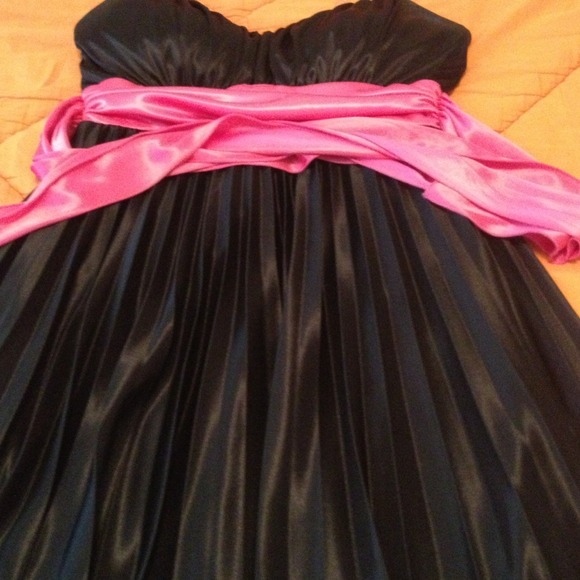 Prom Dress *SALE* - Picture 2 of 2
