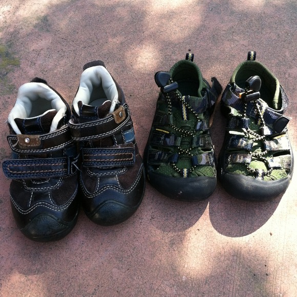 2pair of boy toddler shoes•••••reserved•••••