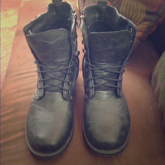Leather boots Size 8 in Men