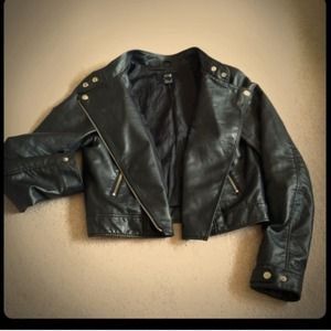 Bundle for @5ft4queenie 😍