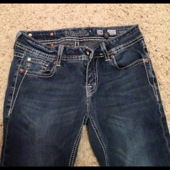 ❌SOLD IN BUNDLE❌Miss me jeans - Picture 3 of 4