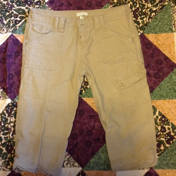 Aeropostale capris