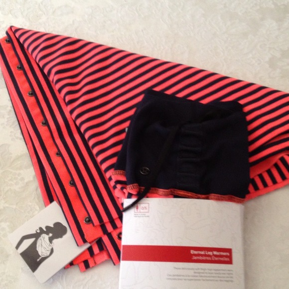 Lululemon vinyasa scarf, Legwarmers
