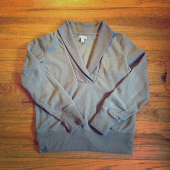 Old Navy Pullover - Picture 1 of 2