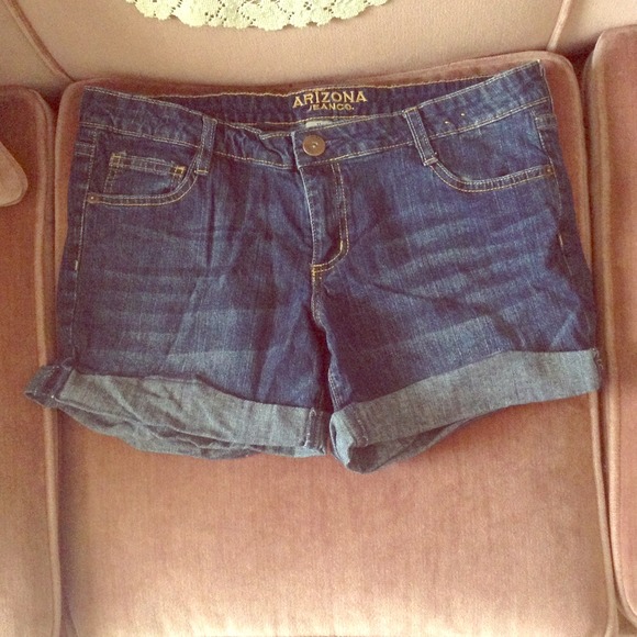 Never worn Arizona shorts!
