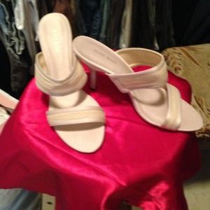 Nine West O-Tohavex3 fabric strappies