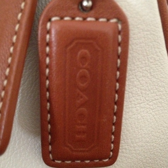 authentic coach purse.  Leather with leather trim. - Picture 3 of 3