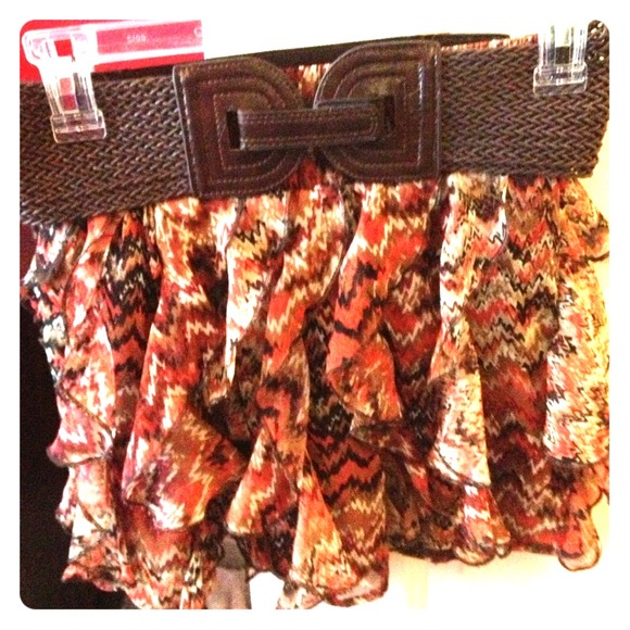 Wet Seal skirt, XS, w/ belt, elastic waist