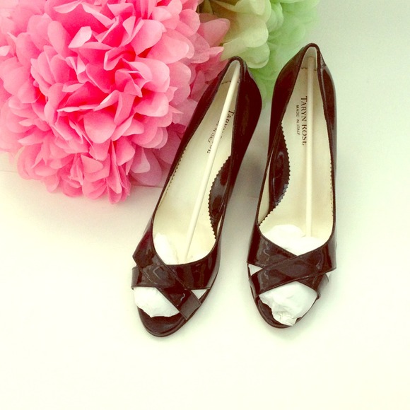 Taryn Rose Black Patent Open Toe Wedges -- NEW