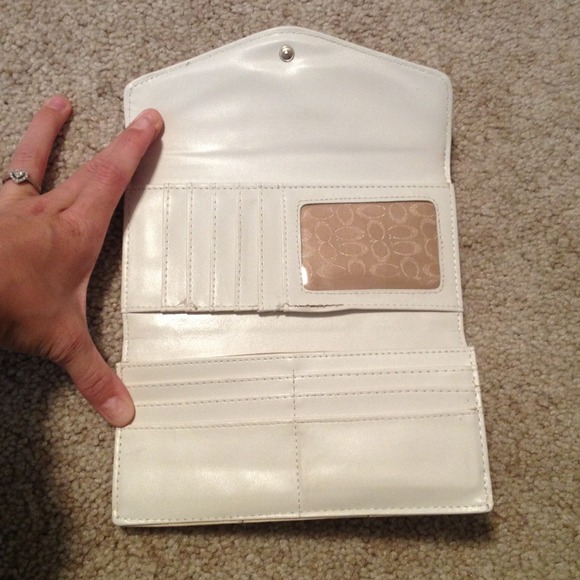 Coach Wallet (Price Negotiable) - Picture 2 of 4