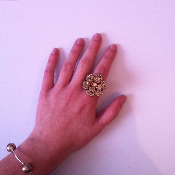 Rustic flower ring - Picture 2 of 2