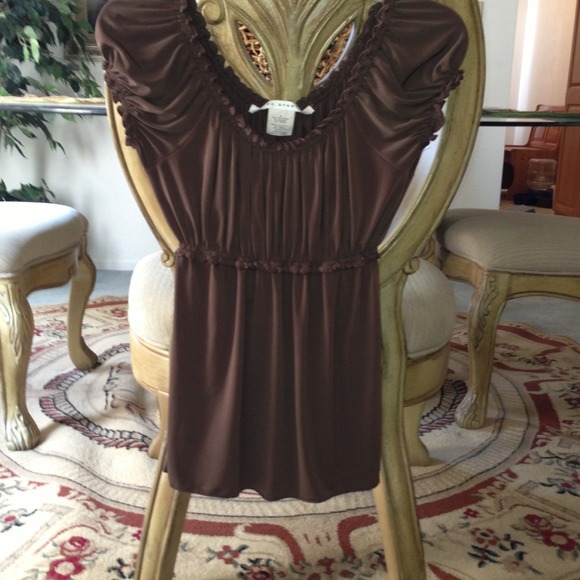 Cute Max Studio Dressy Top