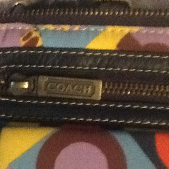 Coach purse - Picture 2 of 4