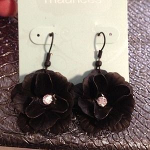Black flower earrings