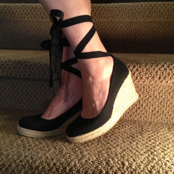 Black espadrilles size 8