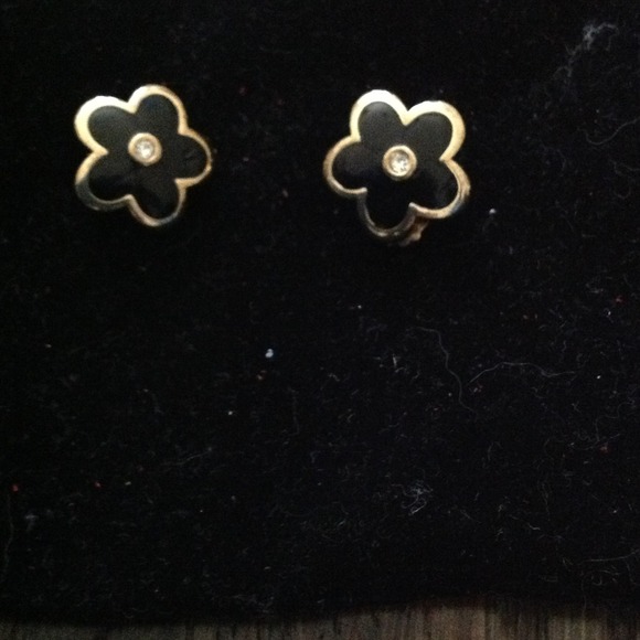 Flower studs - Picture 2 of 4
