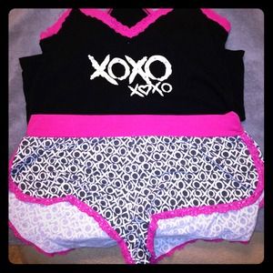 💥PRICE REDUCED💥Pajamas💗💋