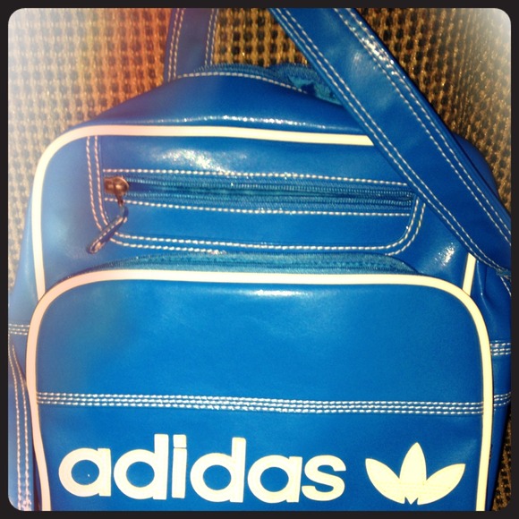 🔴Reserved. Adidas bag 🔴