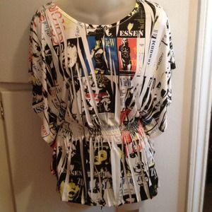 Batwing top nwot