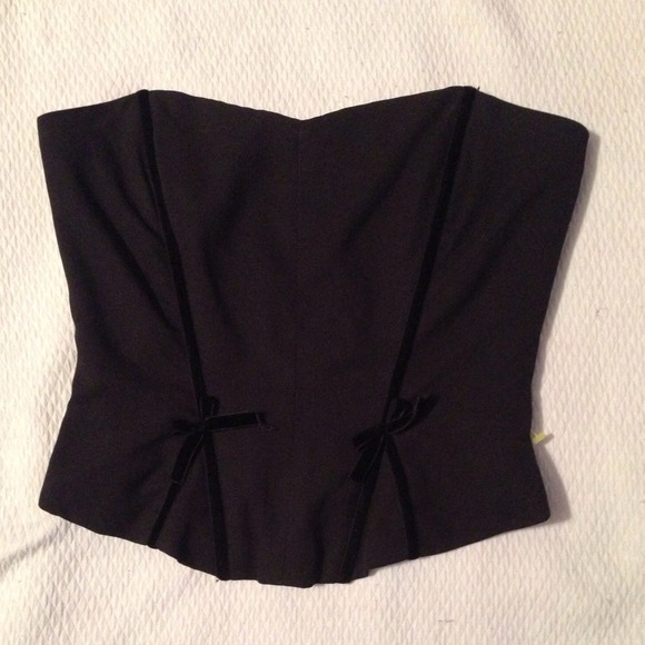 The Limited Black Corset Bustier 4 Beautiful!