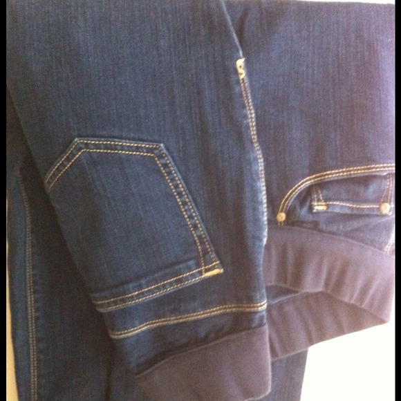 💗 Price Reduced 💗Old Navy Maternity Jeans