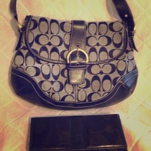 💢✂REDUCED✂💢Coach purse with wallet.