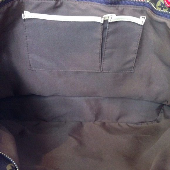 Large handbag - Picture 3 of 3