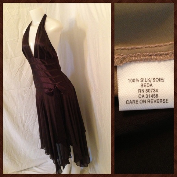 🎀 Chocolate Silk BCBG Halter Dress 🐝 - Picture 3 of 4