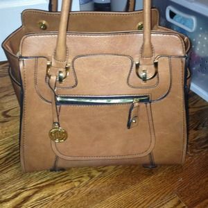 ***SOLD***London Fog handbag